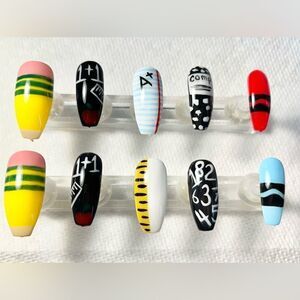 School Daze gel pressons